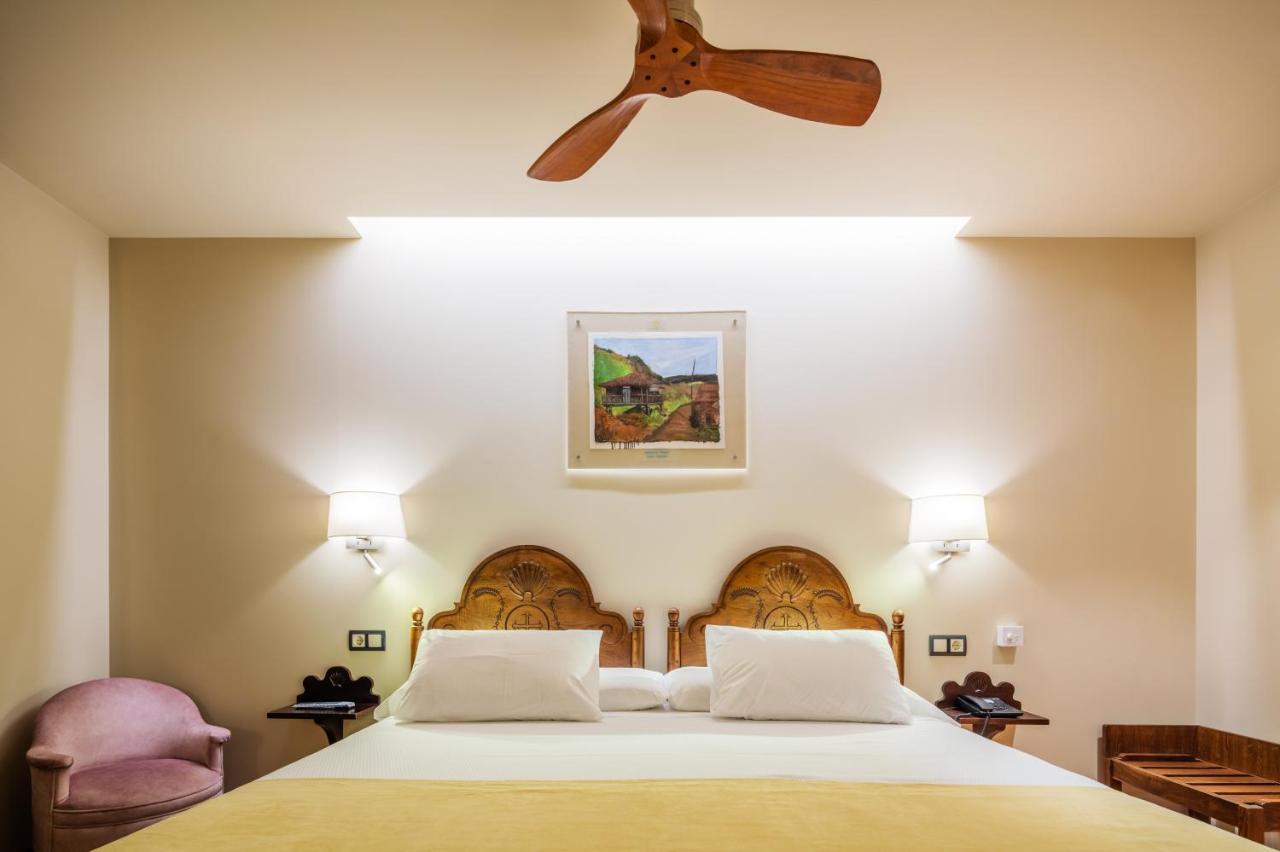 Don Paco Hotel ยาเนส ภายนอก รูปภาพ